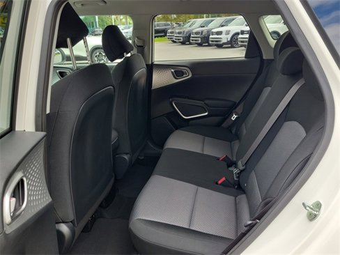 Certified 2022 Kia Soul LX w/ Technology Package image 10