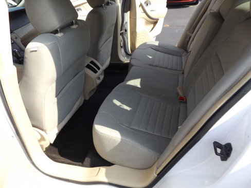 Used 2013 Ford Taurus SE image 15