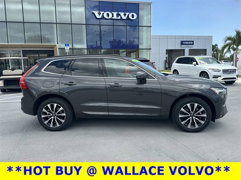 Used 2023 Volvo XC60 B5 Core image 5