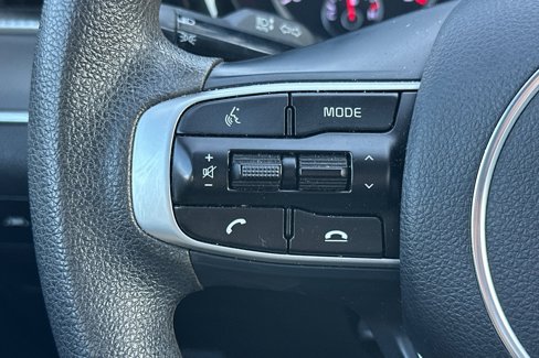 Used 2023 Kia K5 LXS image 37