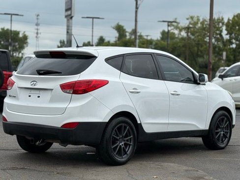 Used 2014 Hyundai Tucson GLS image 37