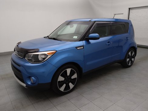 Used 2018 Kia Soul + image 2