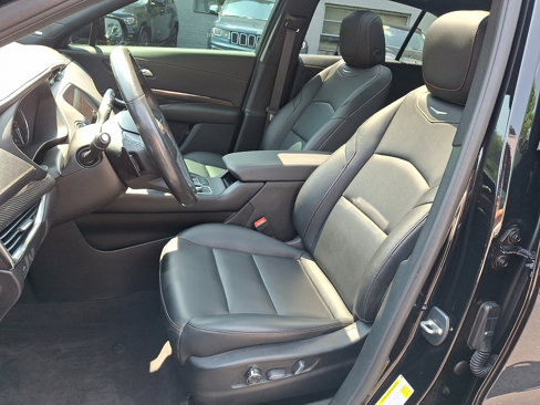 Used 2021 Cadillac XT4 Sport w/ Cold Weather Package image 15