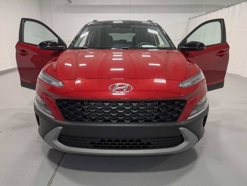 Used 2022 Hyundai Kona SEL image 13