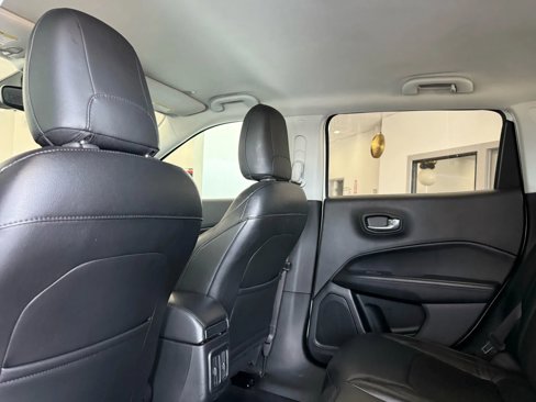Used 2018 Jeep Compass Latitude w/ Popular Equipment Group image 25