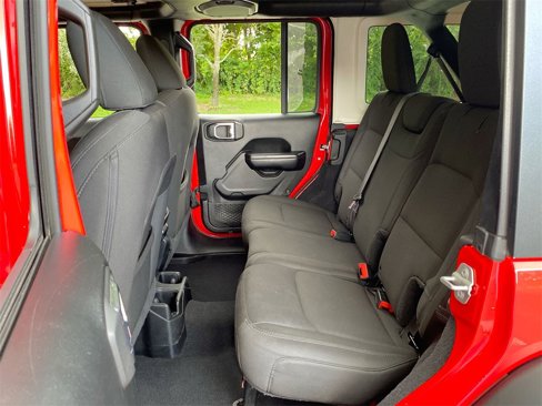 Used 2018 Jeep Wrangler Unlimited Sport S image 36