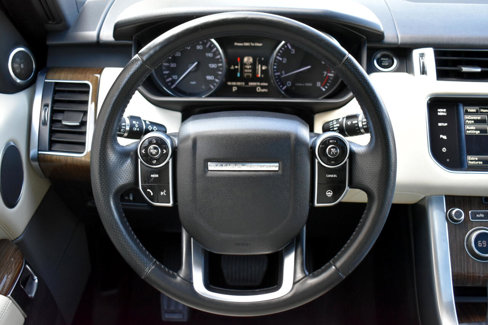 Used 2015 Land Rover Range Rover Sport HSE image 14