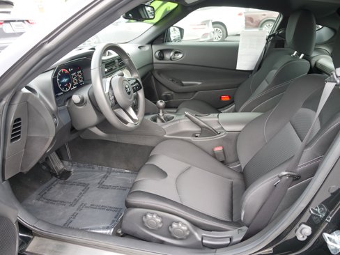Used 2024 Nissan Z Sport w/ Floor Mat Package image 15