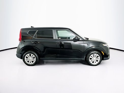 Used 2020 Kia Soul LX image 10