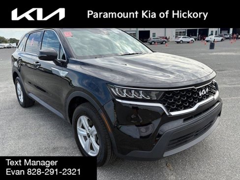 Used 2023 Kia Sorento LX image 8