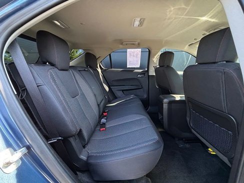 Used 2017 Chevrolet Equinox LT image 30