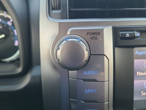 Used 2014 Toyota 4Runner SR5 image 17