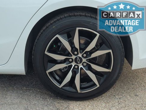Certified 2024 Chevrolet Malibu RS w/ LPO, Floor Liner Package image 2