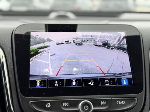 Used 2022 Chevrolet Equinox RS w/ RS Leather Package image 20