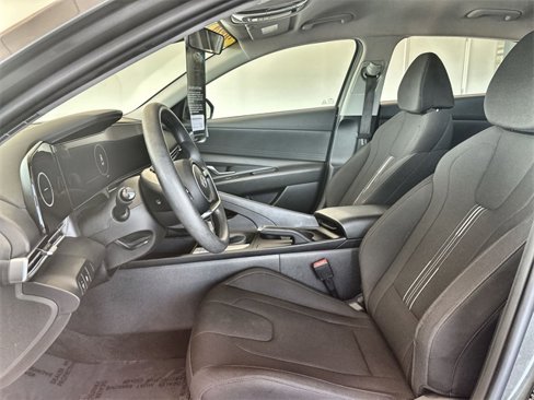 Used 2024 Hyundai Elantra SEL image 19