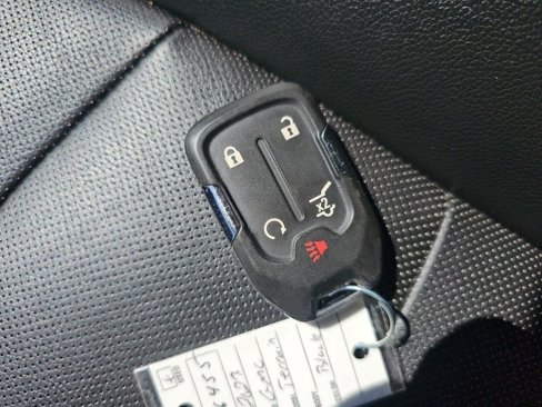 Used 2023 GMC Terrain SLT image 23