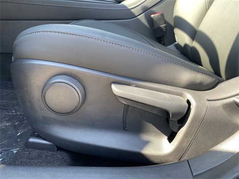 New 2025 MAZDA CX-30 AWD 2.5 S w/ Select Sport Pkg image 13