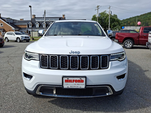 Used 2021 Jeep Grand Cherokee Limited w/ Luxury Group II image 3