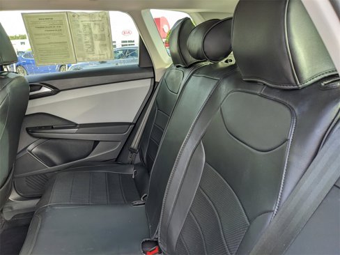 Certified 2022 Volkswagen Taos S image 16