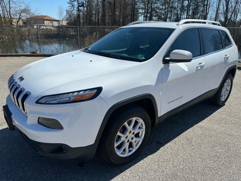 Used 2018 Jeep Cherokee Latitude Plus image 31
