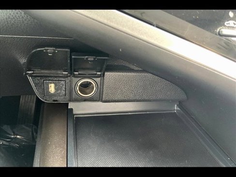 Used 2022 Toyota Camry LE w/ Carpet Mat Package (TMS) image 14