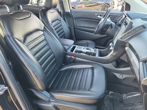 Used 2021 Ford Edge SEL w/ Convenience Package image 16