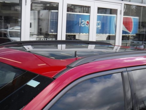Used 2022 Jeep Compass Limited w/ (RED) Package image 3