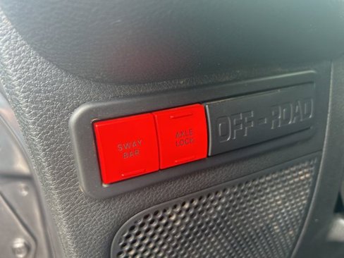 Used 2016 Jeep Wrangler Unlimited Rubicon image 17