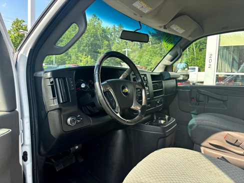 Used 2019 Chevrolet Express 3500 w/ Power Convenience Package image 26