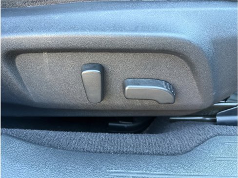 Used 2018 Subaru Outback 2.5i Limited image 39