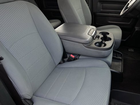 Used 2017 RAM 1500 Express w/ Express Value Package image 23