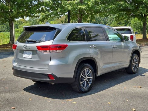 Used 2018 Toyota Highlander XLE image 6