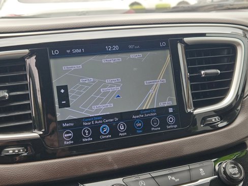 Used 2018 Chrysler Pacifica Touring Plus image 14