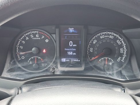 Used 2020 Toyota Tacoma SR image 15