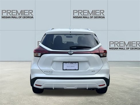 Certified 2024 Nissan Kicks SV image 23