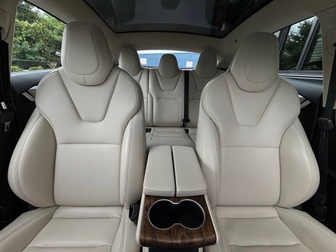 Used 2018 Tesla Model S 100D image 40