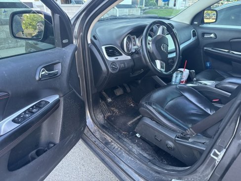 Used 2015 Dodge Journey R/T w/ Flexible Seating Group image 4