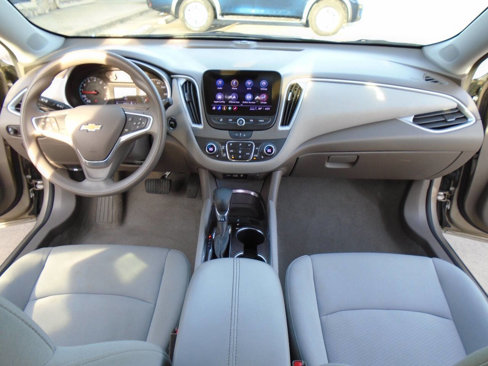 Used 2022 Chevrolet Malibu LT image 13