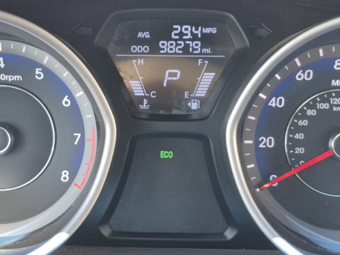 Used 2013 Hyundai Elantra GLS w/ Preferred Pkg image 12