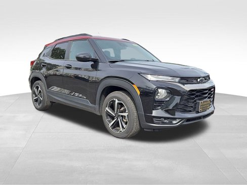 Used 2021 Chevrolet TrailBlazer RS w/ Sun and Liftgate Package image 1