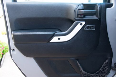 Used 2014 Jeep Wrangler Sahara image 17