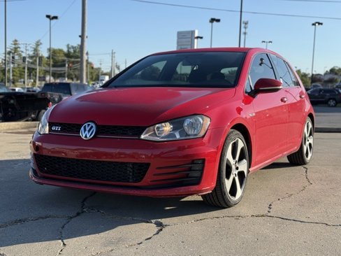 Used 2016 Volkswagen GTI S image 2