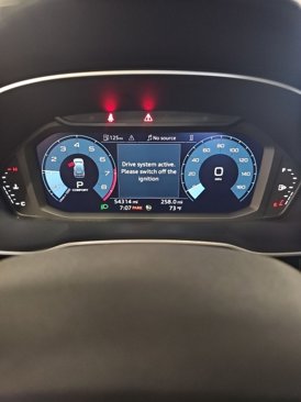 Used 2023 Audi Q3 2.0T Premium image 16