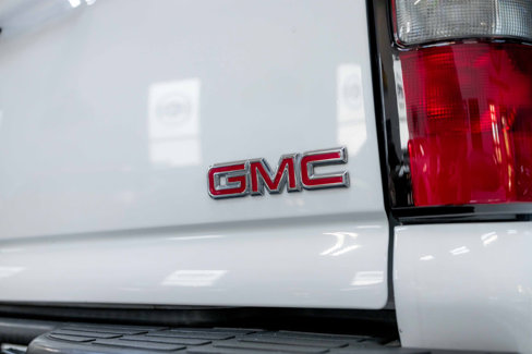 Used 2006 GMC Yukon XL 2500 SLT w/ SLT Preferred Equipment Group image 28