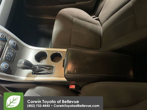 Used 2012 Ford Edge SE image 17