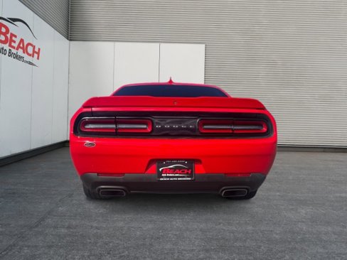 Used 2015 Dodge Challenger R/T Plus image 7