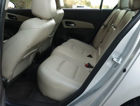 Used 2015 Chevrolet Cruze LT image 22