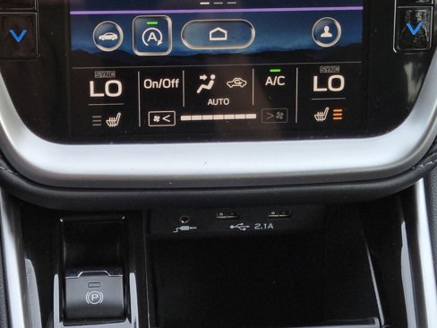 Used 2022 Subaru Outback Premium image 23