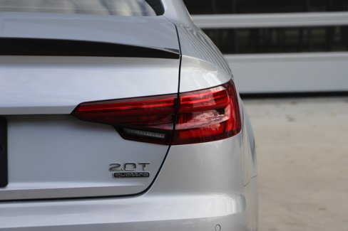 Used 2017 Audi A4 2.0T Premium Plus w/ Premium Plus Package image 11