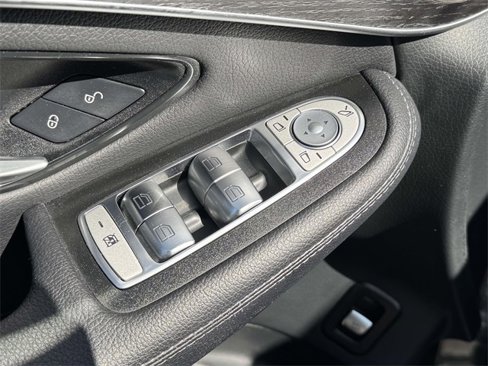 Certified 2021 Mercedes-Benz GLC 300 4MATIC image 17